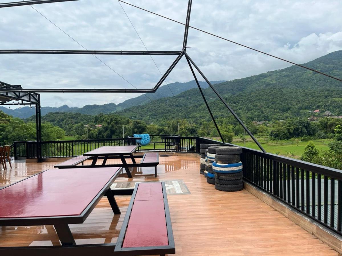 Rocks Ha Giang Hostel & Tour Екстериор снимка